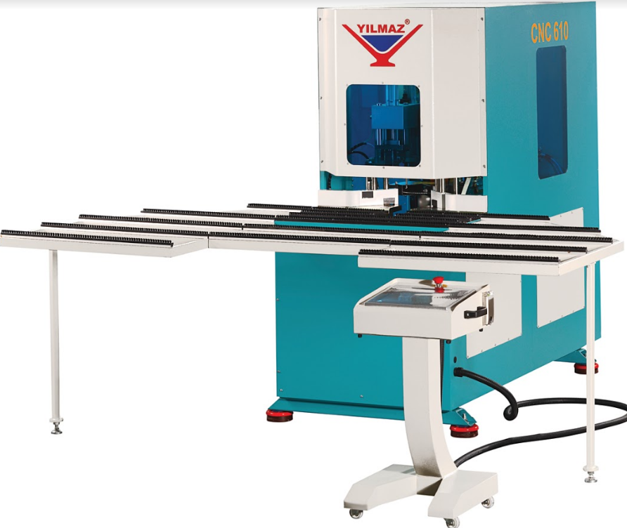 CNC 610 – MÁQUINA DE LIMPEZA DE CANTOS DE PVC (4 EIXOS)